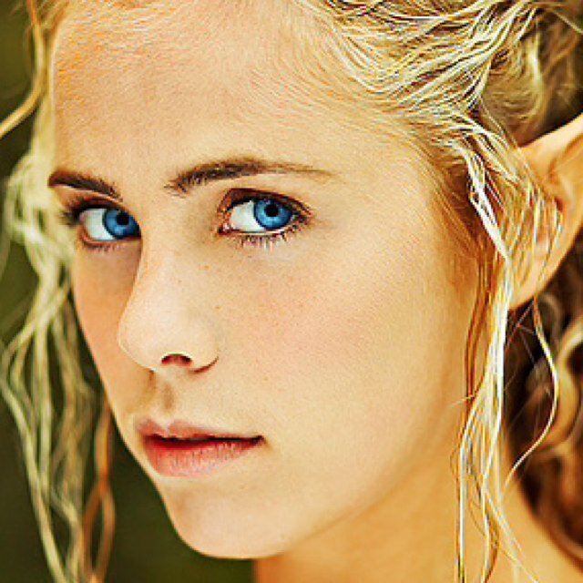 Hello my names orien My best friend and brother is legolas And i am quite the pecuilar elf i have survied horrors like no other ..(rp) @Boyelfmirkwood -my love
