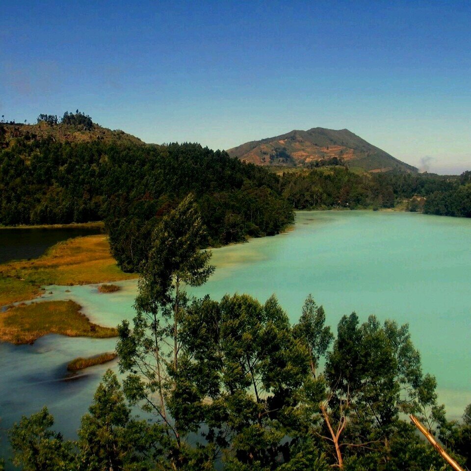 Dieng Plateau Area, Dieng the heaven of java, Dieng is beautiful pleace, Dieng tourism guide