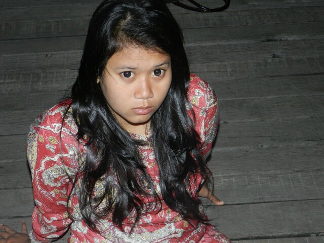 Nyari apaan sihh? Ihh kepO  (`▽´)-σ