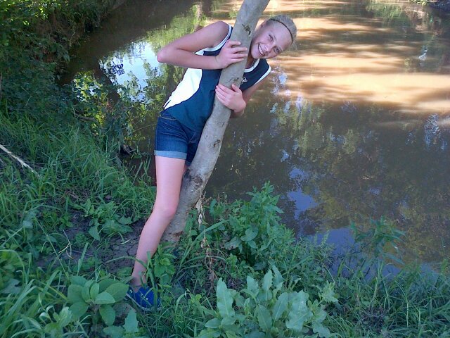2A75826E.             Hokkie.                 GOD.             Buite lewe.              Familie.