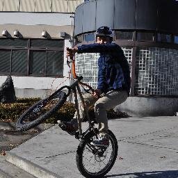 あきる野を中心にMtb,バイクトライアルを楽しんでいます。