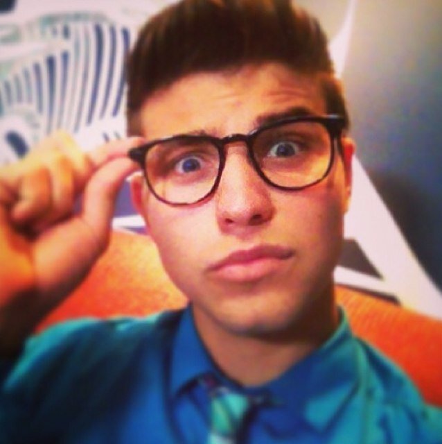 President Drew here :) Senior at Degrassi :D {Bianca❤️ 12/1/13} #DGShowdownRP