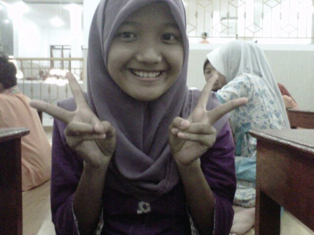 thalitasafa_s's profile picture. 25jhs