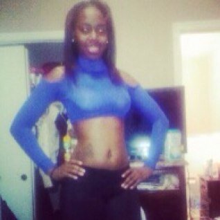 follow me on IG: @ChinaJanelle_