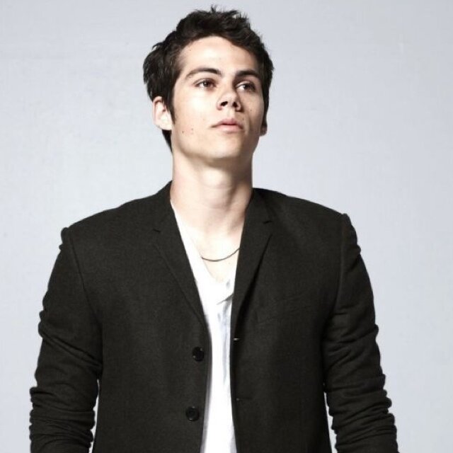 Mainly a nerd that plays football.
Also the official property of Jessica.
|10/31/13|
(RP/Taken)