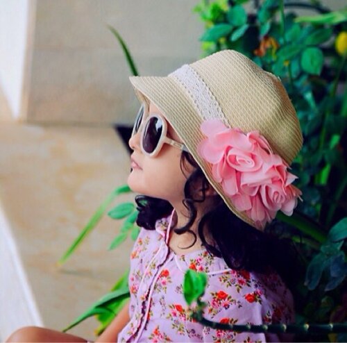 بنت زايد طموحة ومتفائلة بفجر جديد وسأحقق فيه المزيد ❤
احب السعادة والوناسة ومااحب النكد ^.^
اقدم لكم خدمة إشراقة الحياة:
@eshraq1