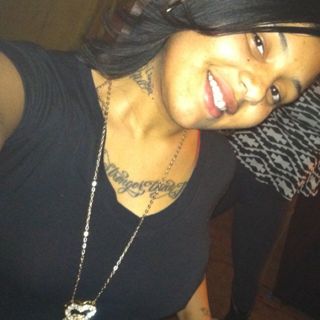 BROKE BOYZ I KNT FUK WIT EM 
KILLIN ERA BTCH FOLLOWIN