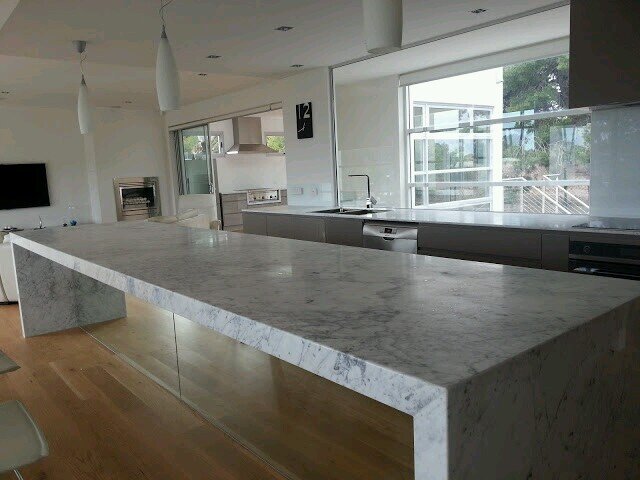 Providing expert advice and professional maintenance of porous surfaces, including natural stone, paving and tiles for more than a decade.