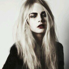 Delevigne || 21 || model || Single