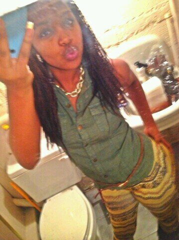 - I'm Bout $$ & My bidness , 18yrs Old , #College GuRl... #Single♥♥ YaKnoLarryLand tha squad ★:-)