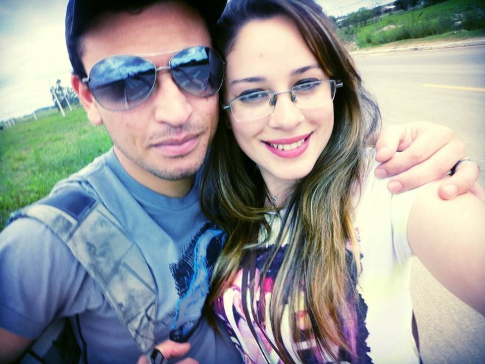 Conversar com Deus me acalma.
Ouvir as respostas de Deus
me fortalece.