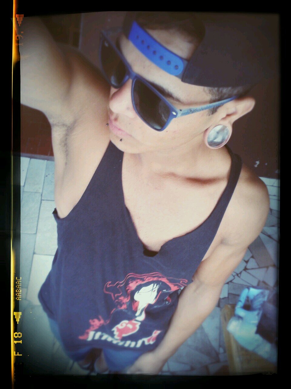 Sou problema e solução ♥ blessthefall ♥
http://t.co/CyS5Dc1GVq