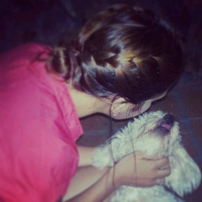 God , family and friends ♡                                   

Asunción - Paraguay