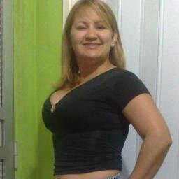 Sou muito autentica e sincera.
Agradeço a Deus por tudo sempre.