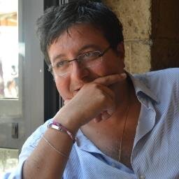 Mai discutere con un idiota, ti trascina al suo livello e ti batte con l'esperienza (Oscar Wilde) - Avvocato