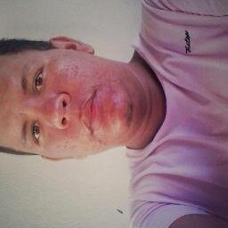 Faz-me uma pergunta...

http://t.co/kypM5LMs