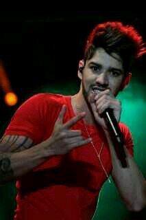 ^^ Nao importa se n me conheça so de te ama ja me sinto no céu!!!  te amo tanto meu refén!! S2@Gusttavo_lima