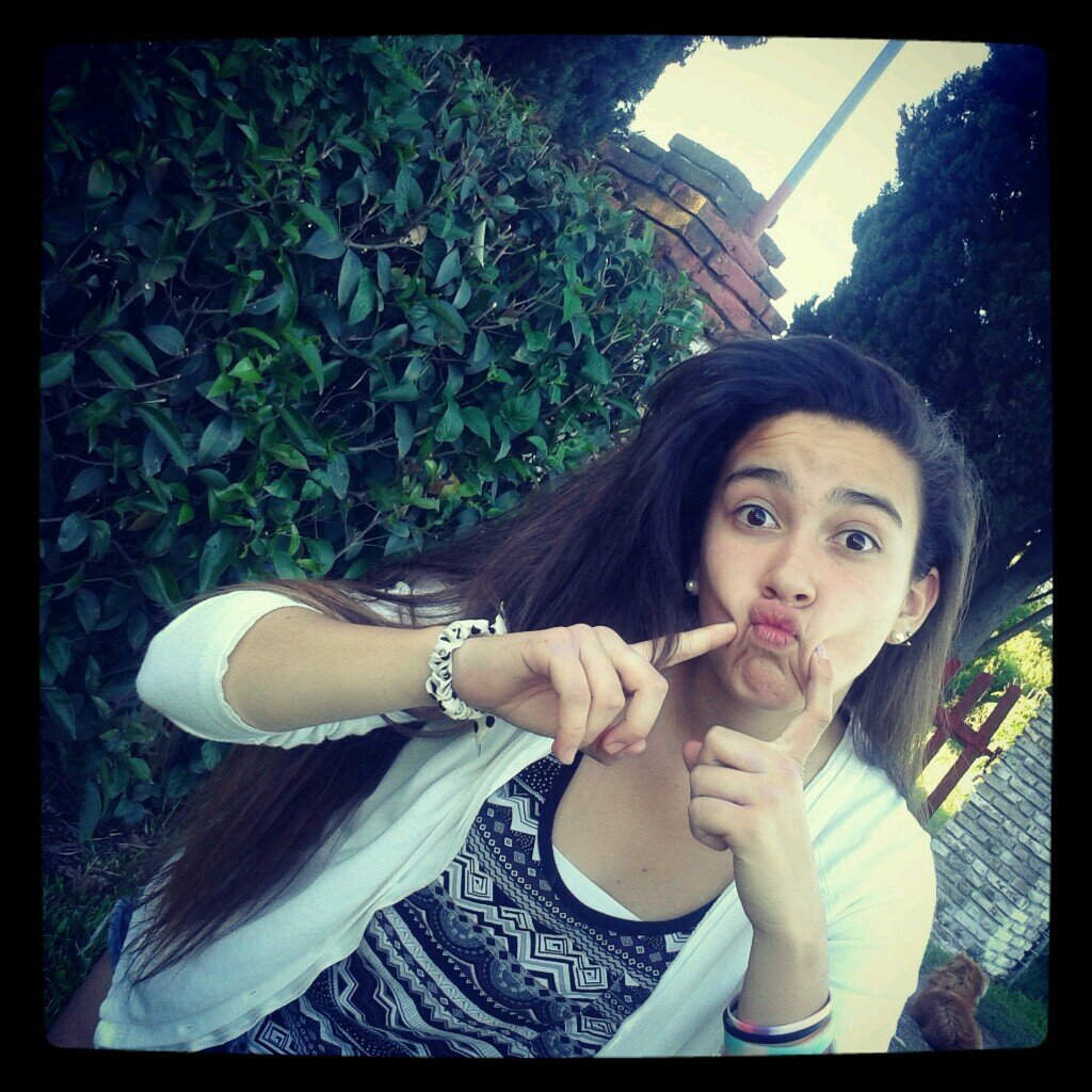 abrilduran3's profile picture. 