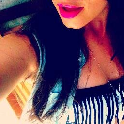 Yuliani18sm's profile picture. Tan solo una soñadora que como artista desea expresarse.