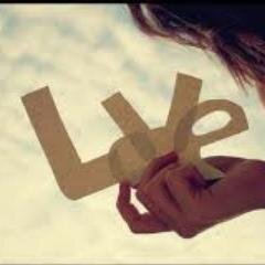 Amor es la energía primera y última del Todo