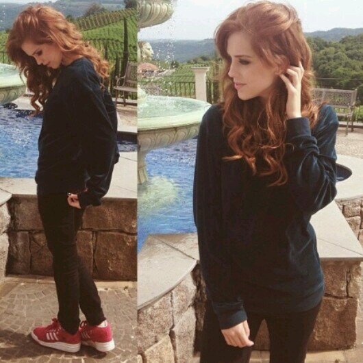 Nos siga e você pode comentar sobre a nosso fc no instagram e vai ver os looks da Sophia Abrahão.