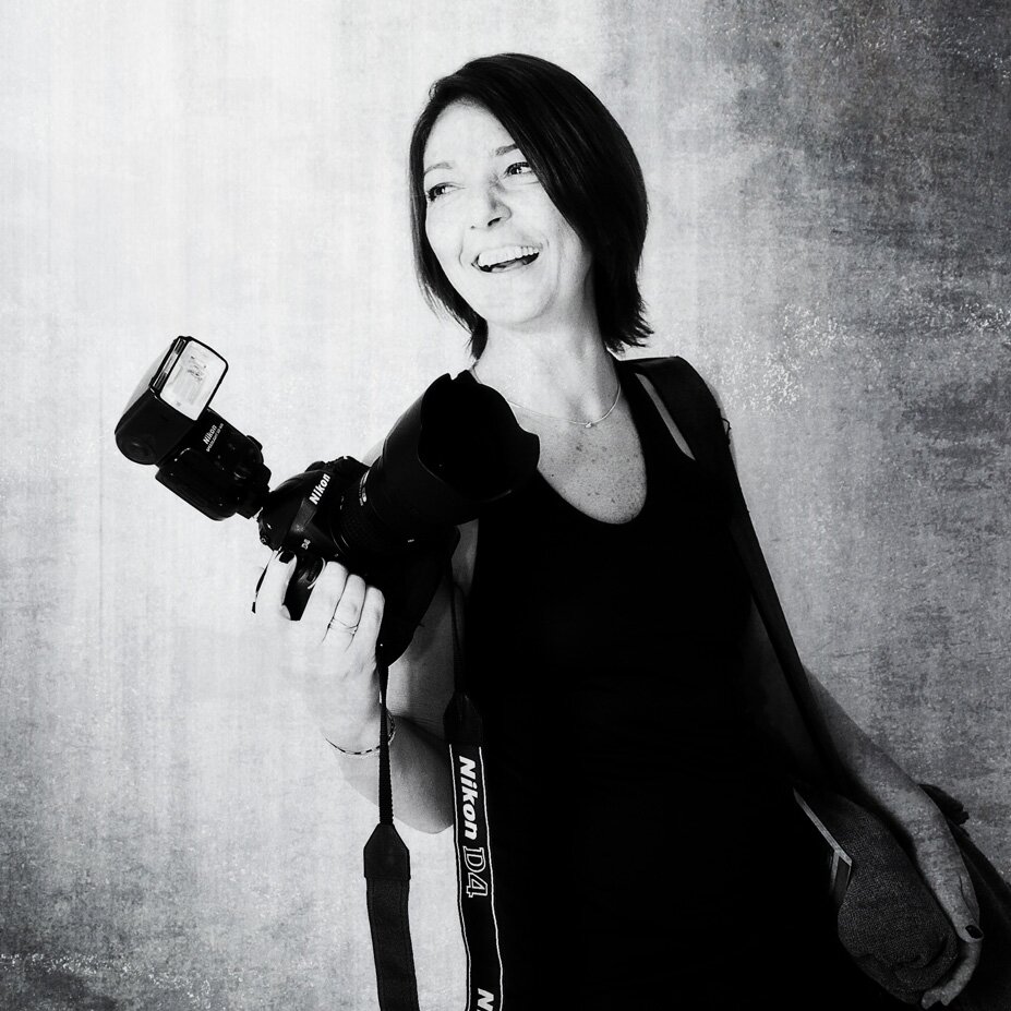Wedding photographer, live and work in Rome. Photo is my work, my passion, my life. A day without my camera is a lost day! :-)