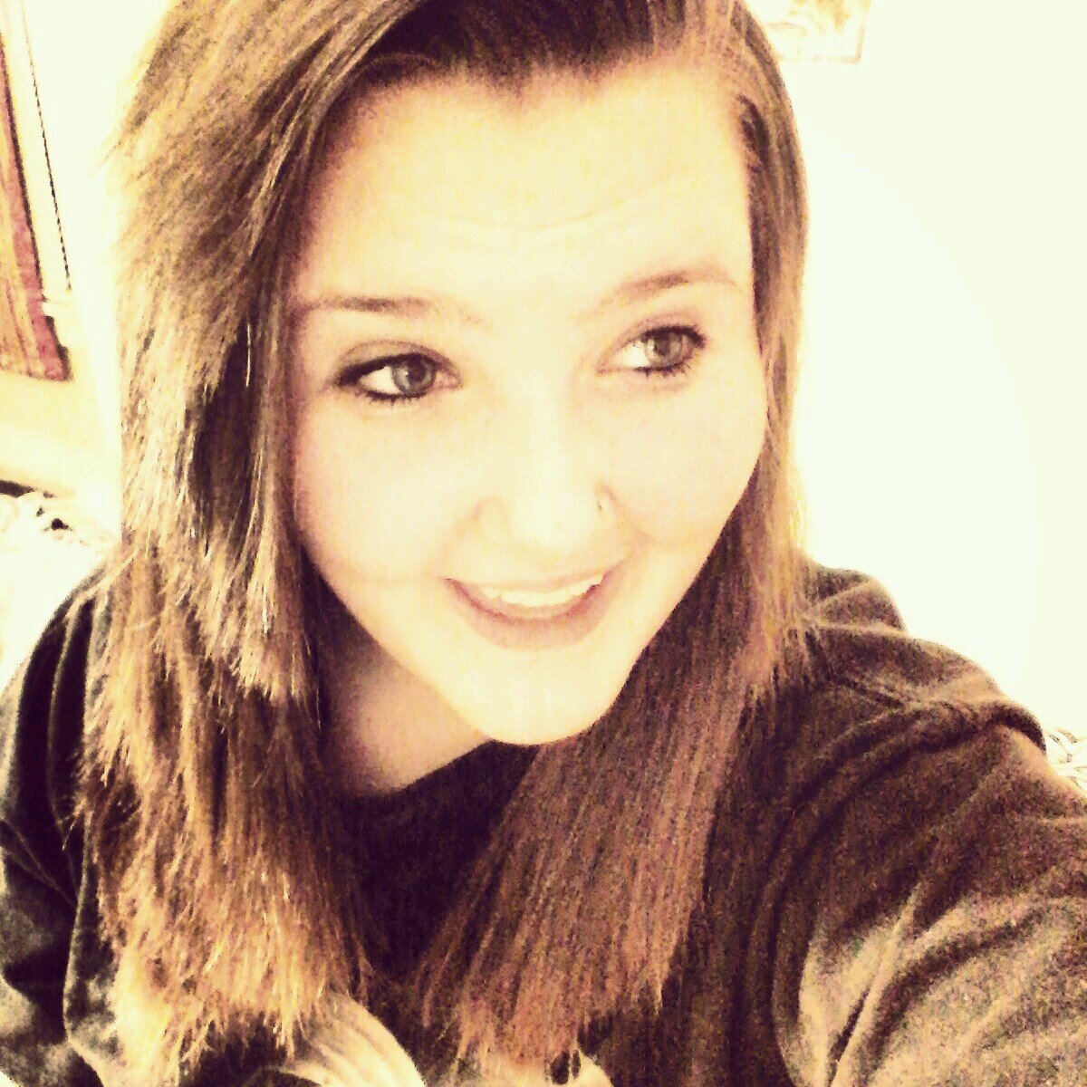 Hey dont stalk me! (: im taking my a wonderful guy♥ HaTeRs love me! ♬Music is my life♬(i love to sing) You look lost? So follow me!
