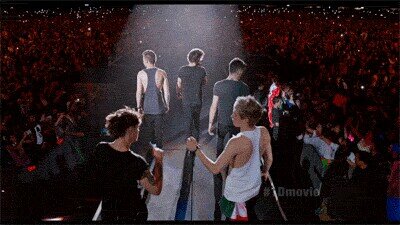 Agata./ 15 laatek./ Polska./ Koocham śpiewać ♪/ #Directioner jestem od 04.05.2012r./ #Mixer/ Follow me - I follow you back . xd.!