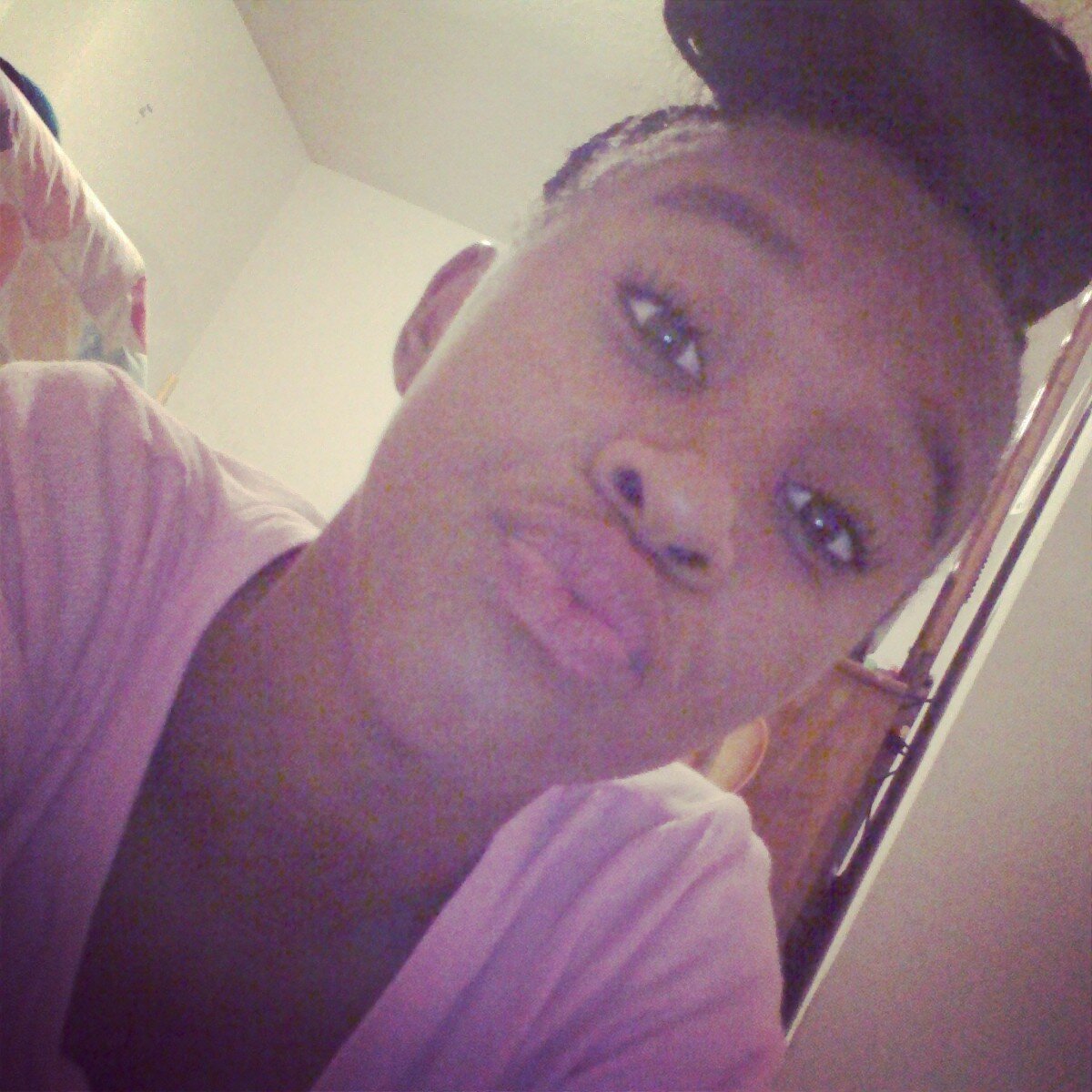 Imaa#$taaayyyy TuRnT uP giirl #RoLl OnE sMoKe OnE yHAAA FEEL MEEHA #BUT IM FUN SOME COME AND KICK IT WIITH MEEH!!!!! IM A BOSS ASS BIITCH