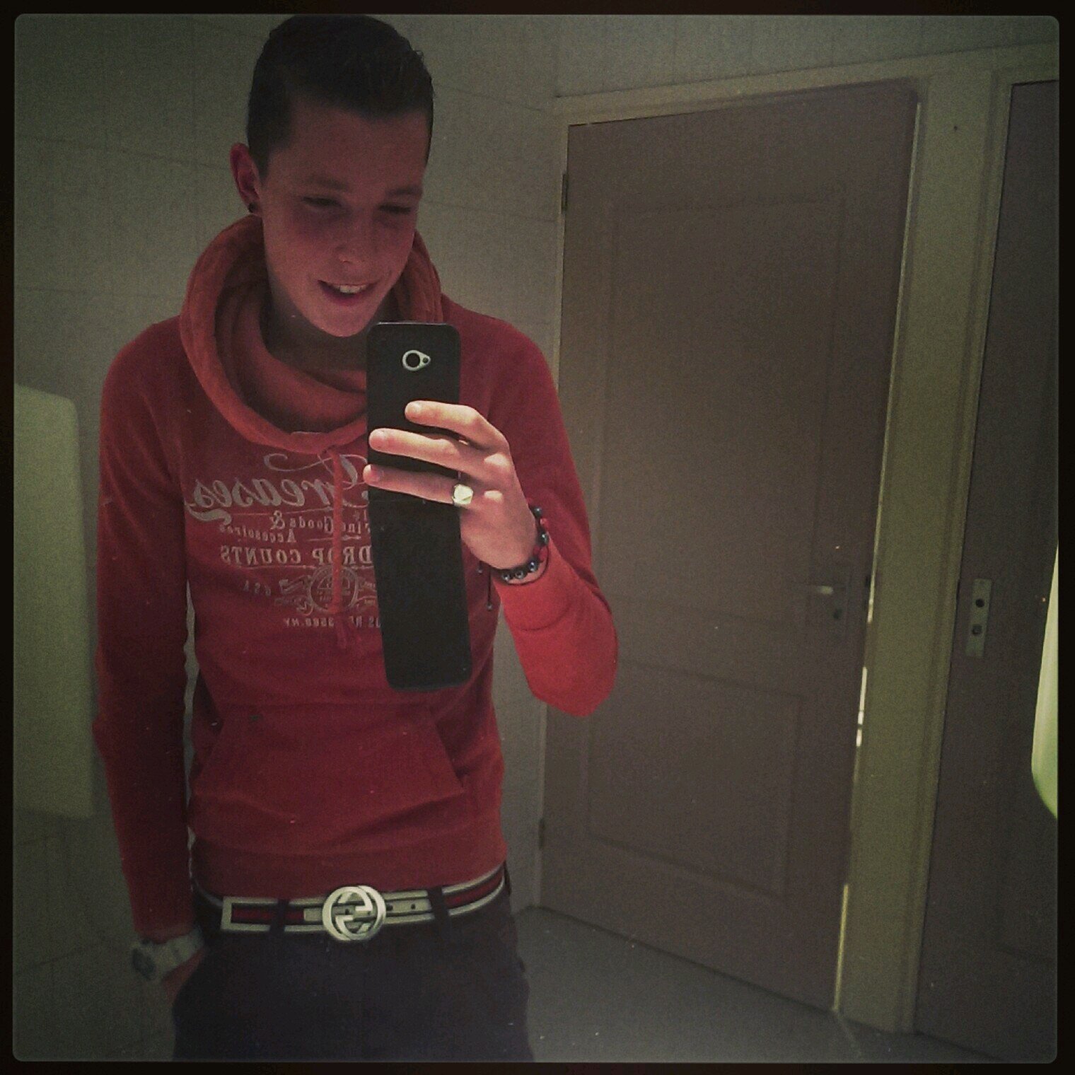 Tell me i can't , i dont hear you !        insta; xmarkwubs