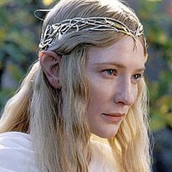La Dama Blanca de Lothlórien, portadora de Nenya. I amar prestar aen. Han mathon ne nen, han mathon ne chae, a han noston ned ´wilith... #SpanishFakeESDLA