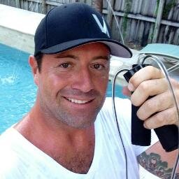 A Scottish Mexican Paratrooper from the East Bay who enjoys all things Fitness, Health, Niners, UFC, Food, Craft Beer, Pugs & Marketing