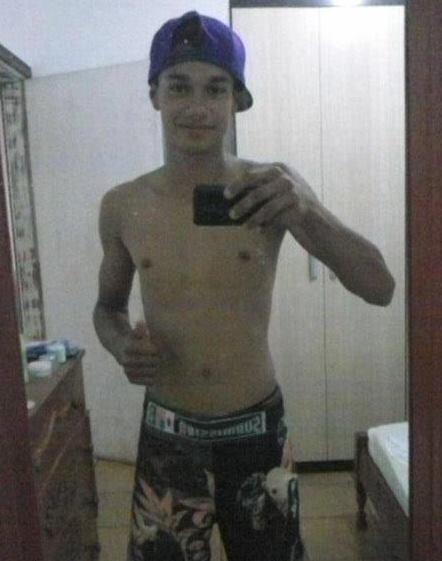 Tudo o que somos nasce com nossos pensamentos. Em nossos pensamentos, fazemos o nosso mundo.