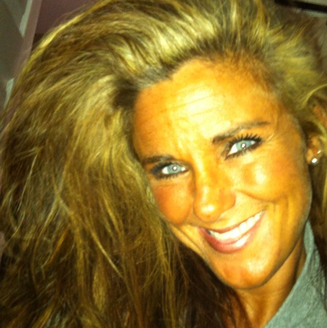 I'm a survivor, a mother of 3 handsome young men, and a lover of history, music, billiard & water sports.