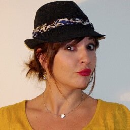 lapoms's profile picture. Life is a party !