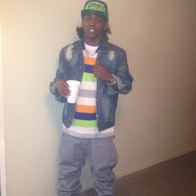 Gettin money is my specialty... get wit it or get lost... i got the world sayin 'xtra' xtra'...