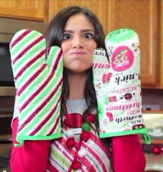 a teen girl who loves beauty! 

krazyrayray retweed and favorited my tweet on 1/16/14 at 12:34