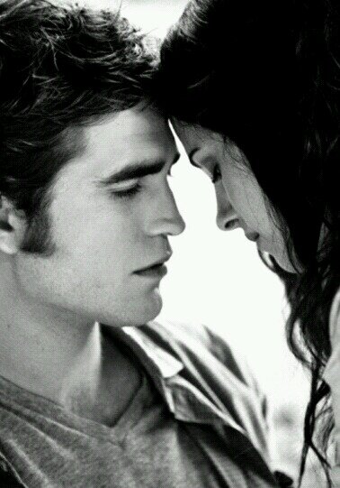Reading tweets, talk to me & follow this account, its free! Always support Twilight❤
