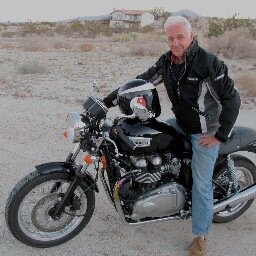 Moto journalist, broadcaster, writer, ex-dirt track stockcar and ex-motorcycle road racer. Lifelong Chicago Cubs fan.