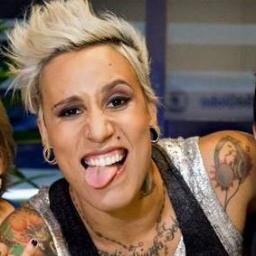 Apenas um FC pra @LuanaCamarah do Rio de Janeiro. Porque a DIVA DO ROCK MERECE! 3