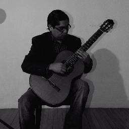Compositor, Guitarrista clasico y de Jazz fusión.