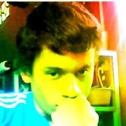 Erickandres17's profile picture. 