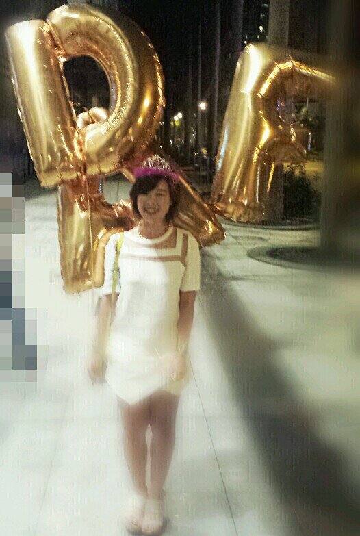 _dafdaf's profile picture. make up for my 5ft1 frame with my laugh