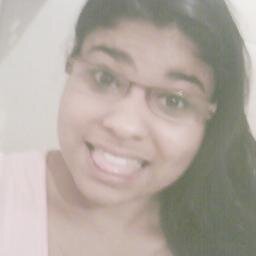 Sou assim  meia louca mas sou feliz )(: