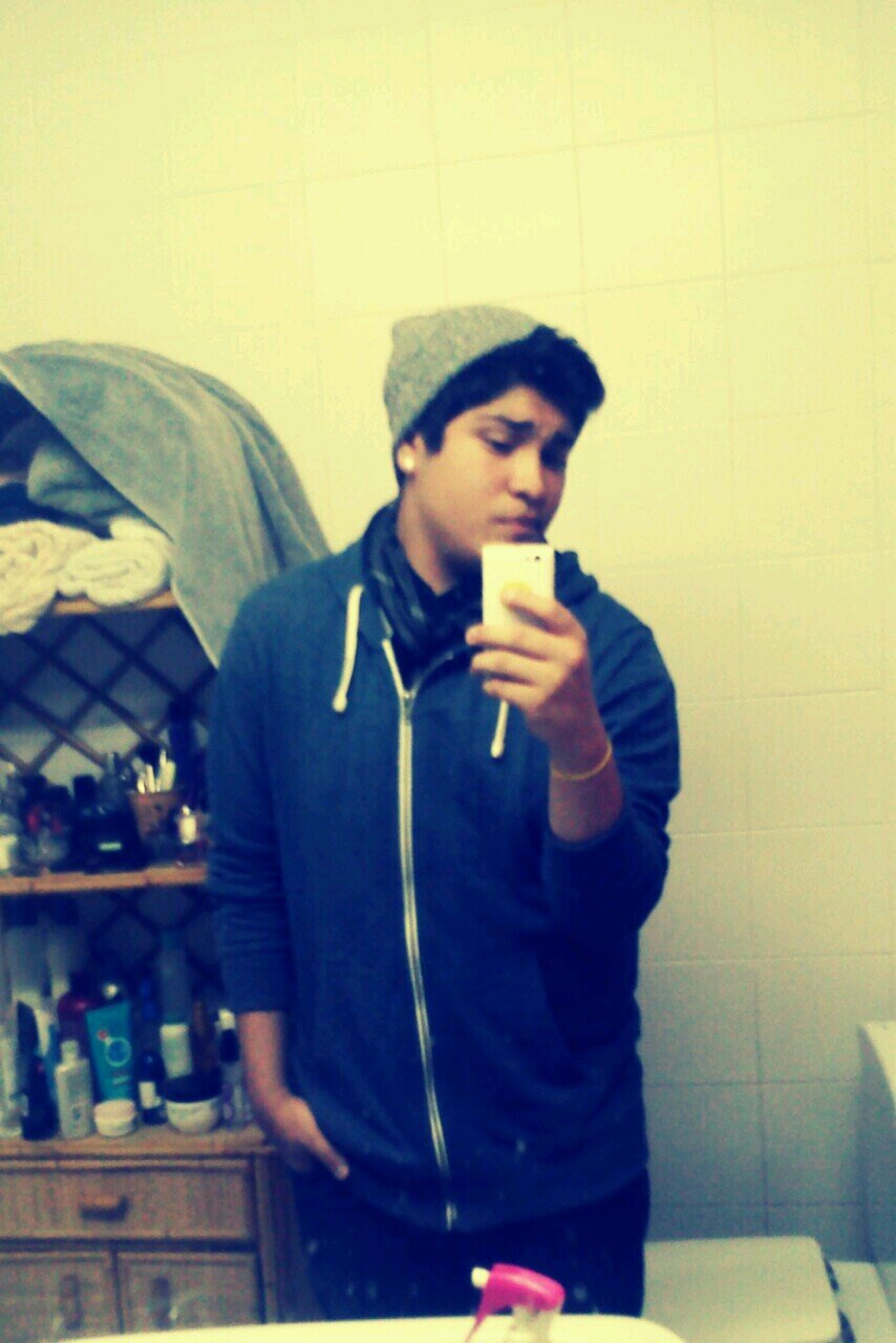 MY LIVE SWAG, BITCHES LOVE ,FUCKING PROBLEMS , me molestas te lio y te fumoo →★☆★ $$$ YOUNG MONEY CASH MONEY BILLONARIES $$$