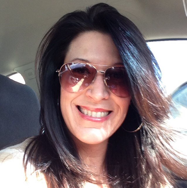 SmhigheredSarah's profile picture. 