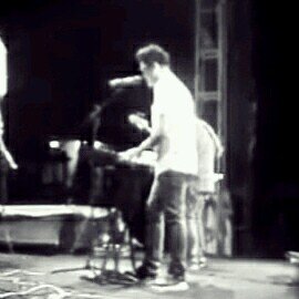 SINGER!