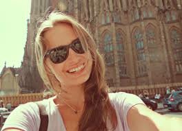 si estuvieras conmigo,tan solo una vez mas,besandome despacio sin dejarme respirar,si estuvieras conmigo,tan solo una vez mas,acariciando mis suenos