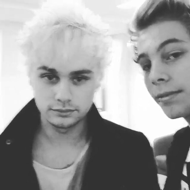 Mashingcake94's profile picture. Free follow so follow @astoldbynicolem ask to be dmd or to be added to RT list to Calum and Luke's feed x