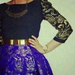 أنا إنسانة صامتـــــــــة .. لكن حروفي ناطقــــــــــة .. مشاعري وأحاسيسي ذابلة .. تحكي آلام وأحزان وجروح غائرة ..